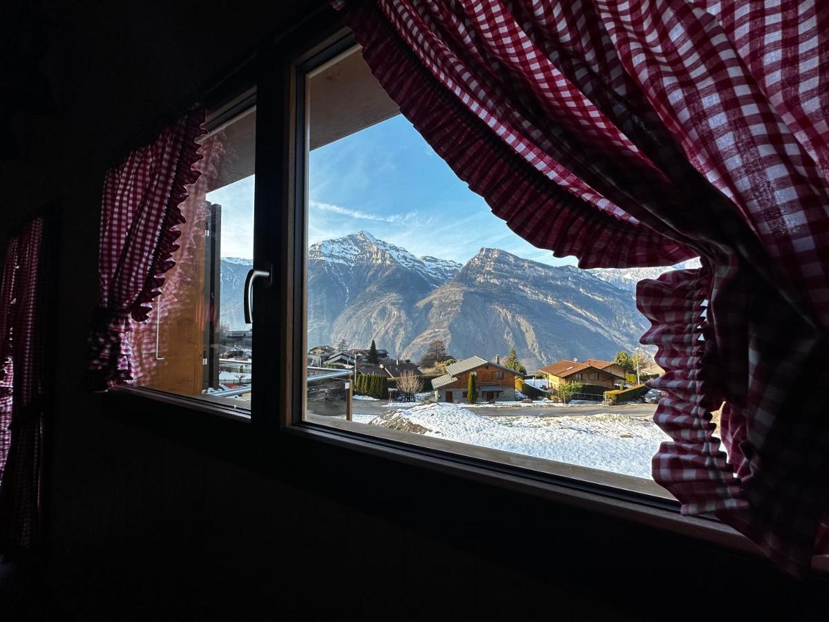 Chambres D'Hotes Les Louettes A Sapinhaut Canton Du Valais Saxon Dış mekan fotoğraf