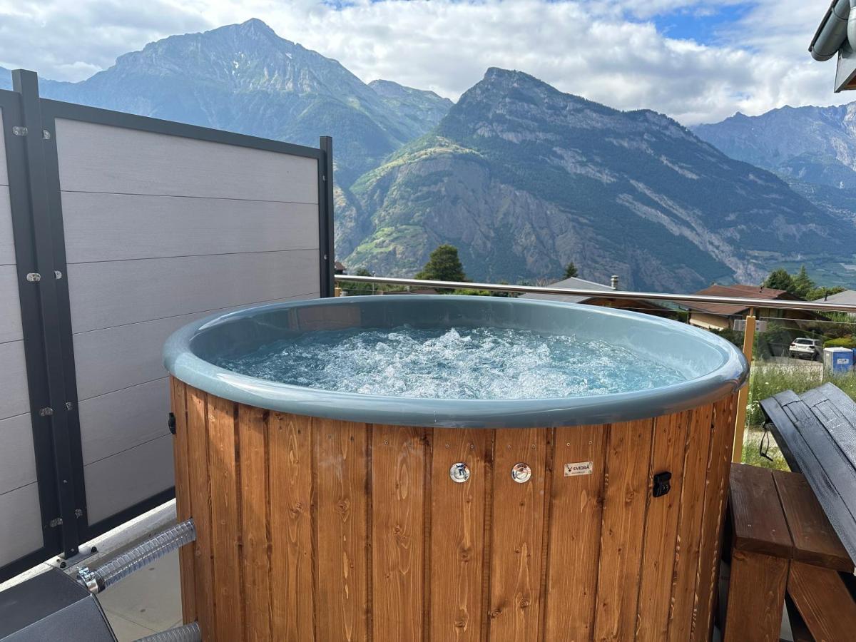Chambres D'Hotes Les Louettes A Sapinhaut Canton Du Valais Saxon Dış mekan fotoğraf